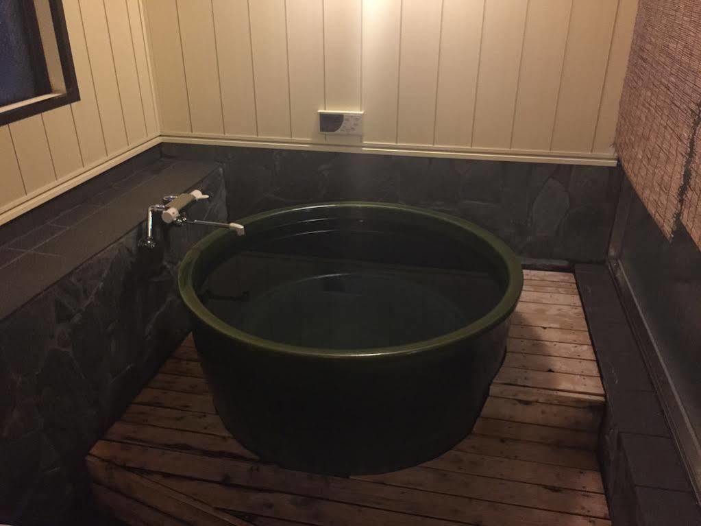 Juyoh Hotel Токио Екстериор снимка