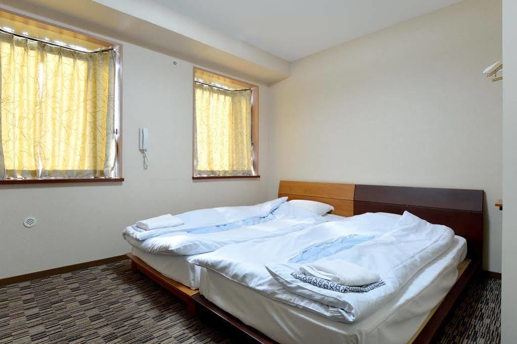 Juyoh Hotel Токио Екстериор снимка